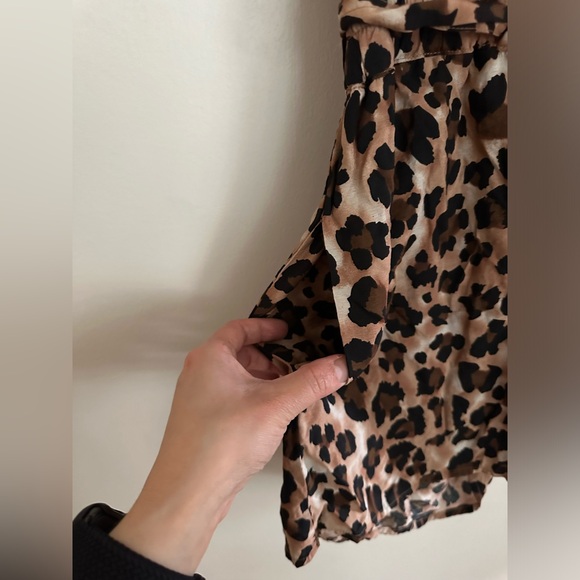 easel Leopard Print Button Front Romper - Picture 5 of 5